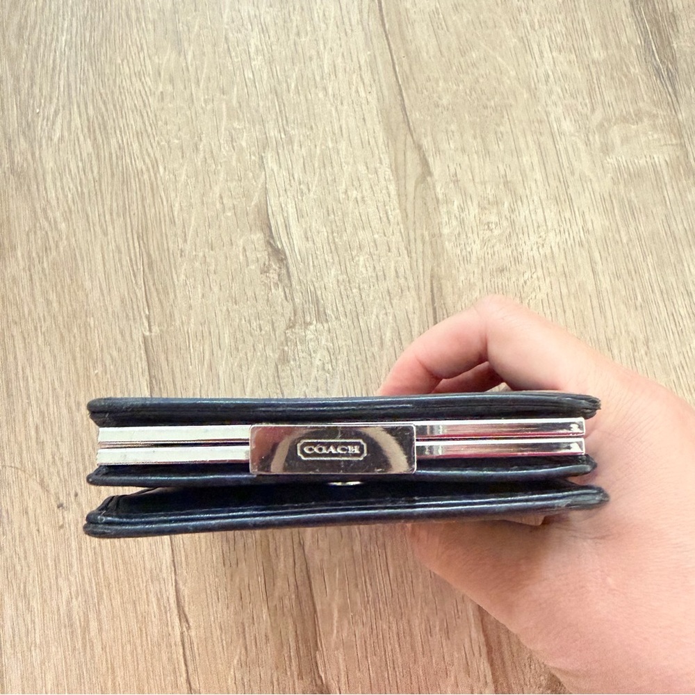Vintage Y2K Coach Black Leather Wallet Bifold Snap Closure Coin Compartment - Picture 2 of 7